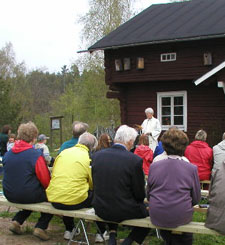 Pihakirkko kotiseutumuseon pihalla