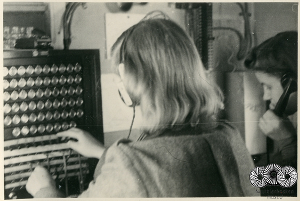 puhelunv�litt�ji�