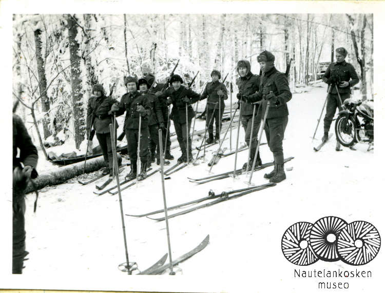 VP 33 hiiht�m�ss�